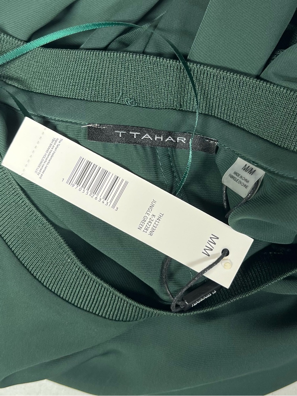 Tahari Women’s Medium Jungle Green Blouse High Neck Ribbed Trim Ruffle Top NEW - Picture 11 of 14